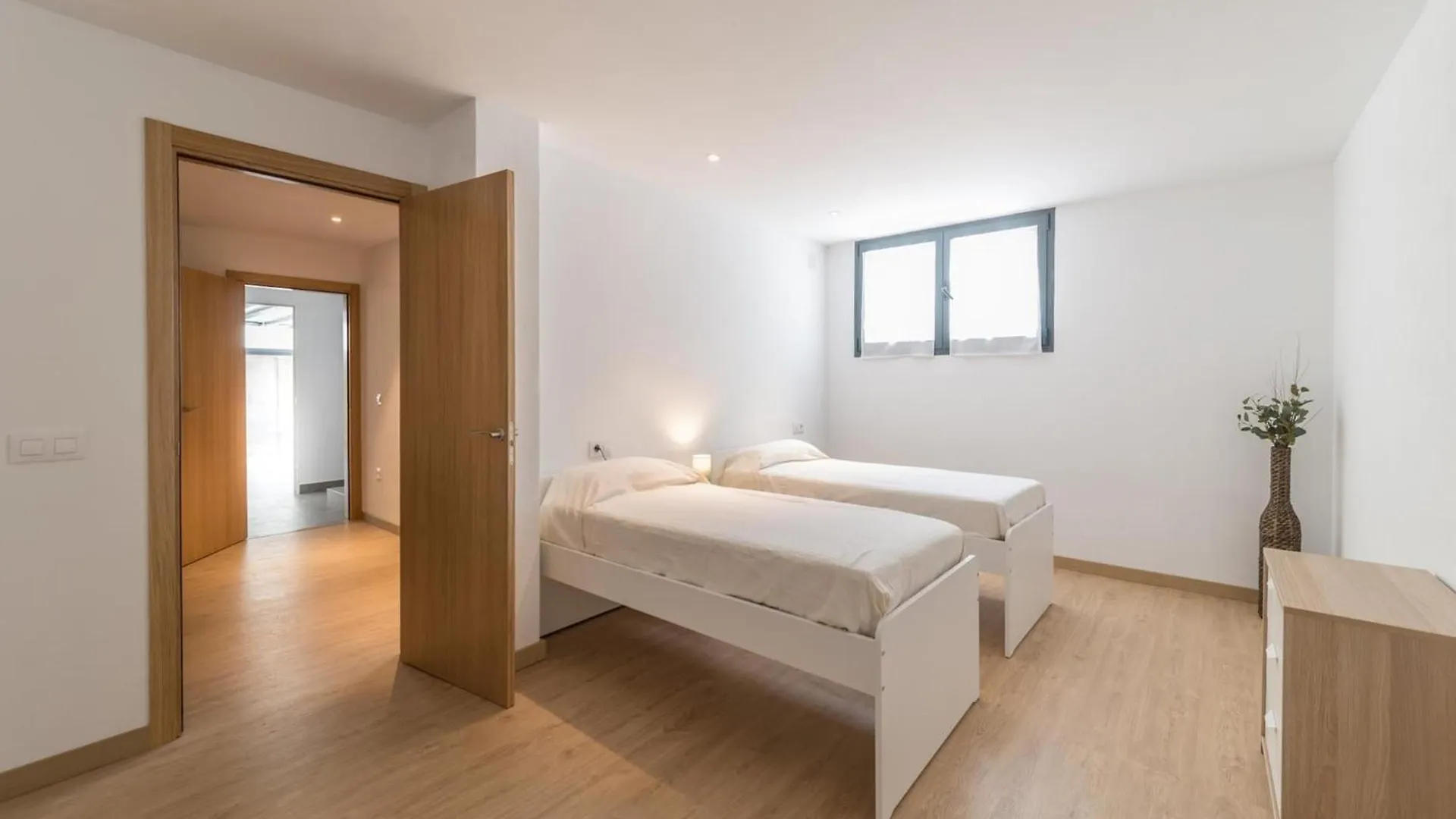 Modern Villa With Beautiful Garden L' Escala